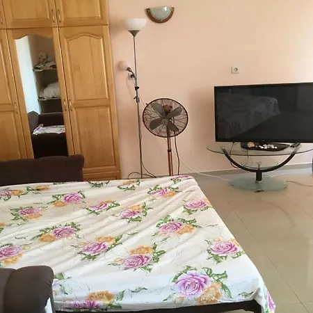 Квартира С Двумя Спальнями И Прекрасным Видом На Море. Appartement Pomorie